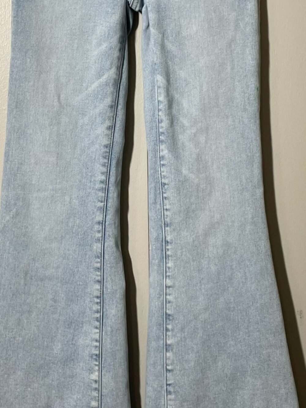 American Eagle flare legs, button up